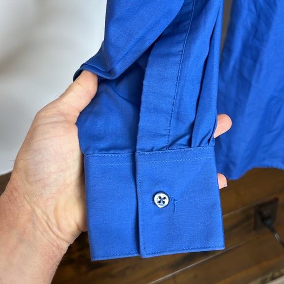 Van Heusen Blue Button Down Shirt- M - Picture 3 of 6